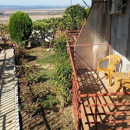 Golden Eye Apartment Grozdyovo